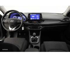 Hyundai i30 1.0 TGDI Klass LR 48V 120 de 2024 con 17.674 Km por 20.000 EUR. en Granada