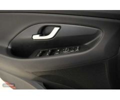Hyundai i30 1.0 TGDI Klass LR 48V 120 de 2024 con 17.674 Km por 20.000 EUR. en Granada