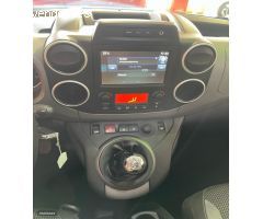 Peugeot Partner PEUGEOT PARTNER TEPEE OUTDOOR 1600 100 CV HDI de 2016 con 162.108 Km por 12.900 EUR.