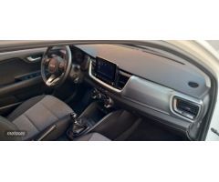 Kia Stonic 1.2 DPi 84 cv Concept de 2022 con 54.150 Km por 15.500 EUR. en Alicante