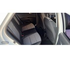 Kia Stonic 1.2 DPi 84 cv Concept de 2022 con 54.150 Km por 15.500 EUR. en Alicante