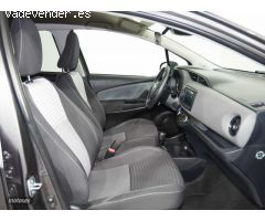 Toyota Yaris Yaris 100H 1.5 Feel! de 2019 con 37.085 Km por 17.990 EUR. en Cadiz