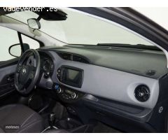 Toyota Yaris Yaris 100H 1.5 Feel! de 2019 con 37.085 Km por 17.990 EUR. en Cadiz