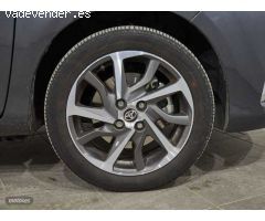 Toyota Yaris Yaris 100H 1.5 Feel! de 2019 con 37.085 Km por 17.990 EUR. en Cadiz