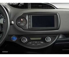 Toyota Yaris Yaris 100H 1.5 Feel! de 2019 con 37.085 Km por 17.990 EUR. en Cadiz