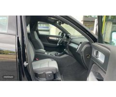 Volvo XC40 2.0 B3 CORE AUTO 5P de 2024 con 29.200 Km por 33.900 EUR. en Vizcaya