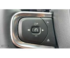 Volvo XC40 2.0 B3 CORE AUTO 5P de 2024 con 27.079 Km por 33.900 EUR. en Vizcaya
