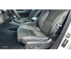 Volvo XC40 1.5 T5 R-DESIGN DCT 262 5P de 2020 con 106.955 Km por 28.900 EUR. en Malaga