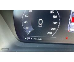 Volvo XC40 1.5 T5 R-DESIGN DCT 262 5P de 2020 con 106.955 Km por 28.900 EUR. en Malaga