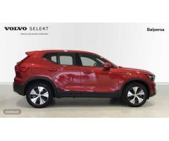 Volvo XC40 XC40 Core, B3 Mild Hybrid, Gasolina de 2025 con 988 Km por 39.990 EUR. en Ourense