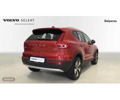 Volvo XC40 XC40 Core, B3 Mild Hybrid, Gasolina de 2025 con 988 Km por 39.990 EUR. en Ourense