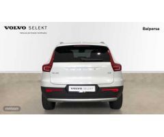 Volvo XC40 XC40 Core, B3 Mild Hybrid, Gasolina de 2025 con 10 Km por 46.900 EUR. en Ourense