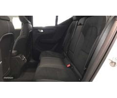 Volvo XC40 XC40 Core, B3 Mild Hybrid, Gasolina de 2025 con 10 Km por 46.900 EUR. en Ourense