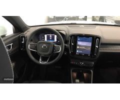 Volvo XC40 XC40 Core, B3 Mild Hybrid, Gasolina de 2025 con 10 Km por 46.900 EUR. en Ourense