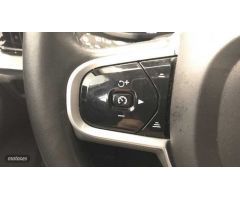 Volvo V 60 V60 Cross Country Pro, B4 AWD mild hybrid (diesel) de 2021 con 74.294 Km por 39.990 EUR.