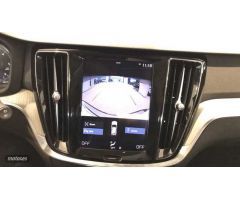 Volvo V 60 V60 Cross Country Pro, B4 AWD mild hybrid (diesel) de 2021 con 74.294 Km por 39.990 EUR.