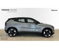 Volvo EX30 EX30 Plus, Single Motor Extended Range, Electrico de 2024 con 10 Km por 42.990 EUR. en Ou