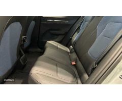Volvo EX30 EX30 Plus, Single Motor Extended Range, Electrico de 2024 con 10 Km por 42.990 EUR. en Ou