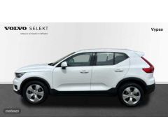 Volvo XC40 1.5 T2 MOMENTUM PRO AUTO 129 5P de 2022 con 48.738 Km por 27.900 EUR. en Cordoba