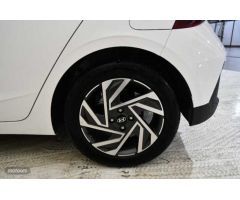 Hyundai i20 1.2 MPI Klass de 2024 con 13.339 Km por 17.490 EUR. en Tarragona