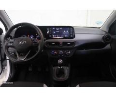 Hyundai i10 1.0 MPI Klass de 2023 con 14.829 Km por 14.990 EUR. en Tarragona