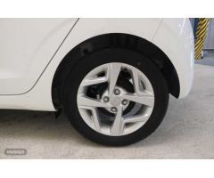 Hyundai i10 1.0 MPI Klass de 2023 con 14.829 Km por 14.990 EUR. en Tarragona