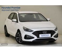 Hyundai i30 1.5 DPI Klass SLX 110 de 2024 con 8.794 Km por 19.490 EUR. en Tarragona