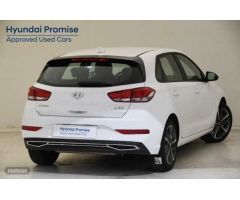 Hyundai i30 1.5 DPI Klass SLX 110 de 2024 con 8.794 Km por 19.490 EUR. en Tarragona