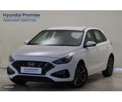 Hyundai i30 1.5 DPI Klass SLX 110 de 2024 con 6.298 Km por 19.490 EUR. en Tarragona