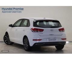 Hyundai i30 1.5 DPI Klass SLX 110 de 2024 con 6.298 Km por 19.490 EUR. en Tarragona
