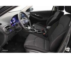 Hyundai i30 1.0 TGDI Klass LR 48V 120 de 2024 con 18.258 Km por 20.990 EUR. en Avila