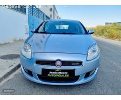 Fiat Bravo 1.9 jtd de 2008 con 200.000 Km por 3.800 EUR. en Sevilla