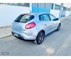 Fiat Bravo 1.9 jtd de 2008 con 200.000 Km por 3.800 EUR. en Sevilla