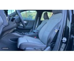 Volvo XC40 2.0 B3 CORE AUTO 5P de 2024 con 29.431 Km por 33.900 EUR. en Vizcaya