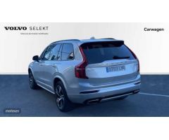 Volvo XC 90 R-Design, B5 AWD mild-hybrid, Siete asientos de 2021 con 89.900 Km por 47.900 EUR. en Vi