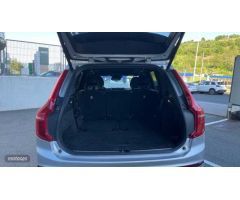 Volvo XC 90 R-Design, B5 AWD mild-hybrid, Siete asientos de 2021 con 89.900 Km por 47.900 EUR. en Vi
