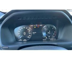 Volvo XC 90 R-Design, B5 AWD mild-hybrid, Siete asientos de 2021 con 89.900 Km por 47.900 EUR. en Vi