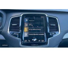 Volvo XC 90 R-Design, B5 AWD mild-hybrid, Siete asientos de 2021 con 89.900 Km por 47.900 EUR. en Vi