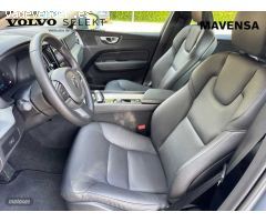 Volvo XC 60 Core, B4 Mild Hybrid, Diesel de 2023 con 37.495 Km por 42.900 EUR. en Badajoz
