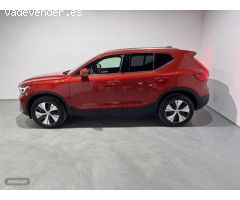 Volvo XC40 Core, B3 Mild Hybrid, Gasolina de 2024 con 27.382 Km por 34.500 EUR. en Badajoz