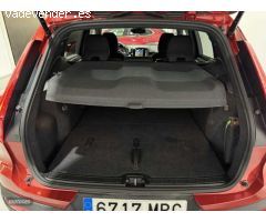 Volvo XC40 Core, B3 Mild Hybrid, Gasolina de 2024 con 27.382 Km por 34.500 EUR. en Badajoz