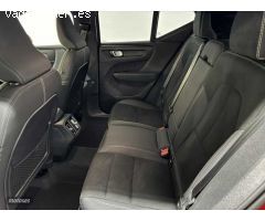 Volvo XC40 Core, B3 Mild Hybrid, Gasolina de 2024 con 27.382 Km por 34.500 EUR. en Badajoz