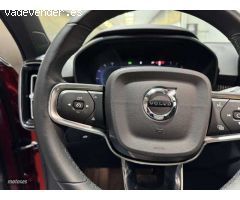 Volvo XC40 Core, B3 Mild Hybrid, Gasolina de 2024 con 27.382 Km por 34.500 EUR. en Badajoz