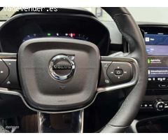 Volvo XC40 Core, B3 Mild Hybrid, Gasolina de 2024 con 27.382 Km por 34.500 EUR. en Badajoz