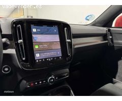 Volvo XC40 Core, B3 Mild Hybrid, Gasolina de 2024 con 27.382 Km por 34.500 EUR. en Badajoz
