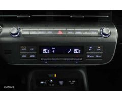 Hyundai Kona 1.0 TGDI Flexx 4x2 de 2024 con 13.250 Km por 25.500 EUR. en Barcelona