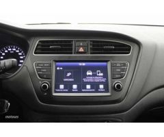 Hyundai i20 1.0 TGDI Essence LE 100 de 2019 con 72.590 Km por 13.200 EUR. en Barcelona