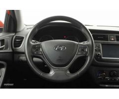 Hyundai i20 1.0 TGDI Essence LE 100 de 2019 con 72.590 Km por 13.200 EUR. en Barcelona