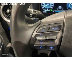 Hyundai Kona 1.6 GDI DT Maxx de 2022 con 53.500 Km por 22.500 EUR. en Barcelona