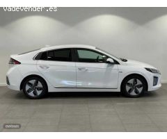Hyundai Ioniq 1.6 GDI Tecno de 2021 con 65.700 Km por 17.890 EUR. en Barcelona